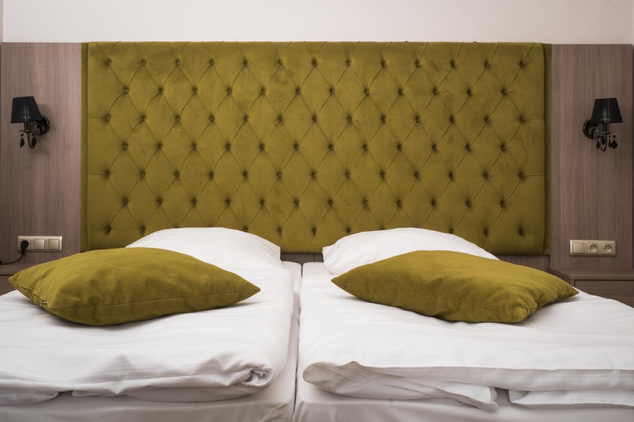 City Boutique Hotel เจโลนากูรา ภายนอก รูปภาพ