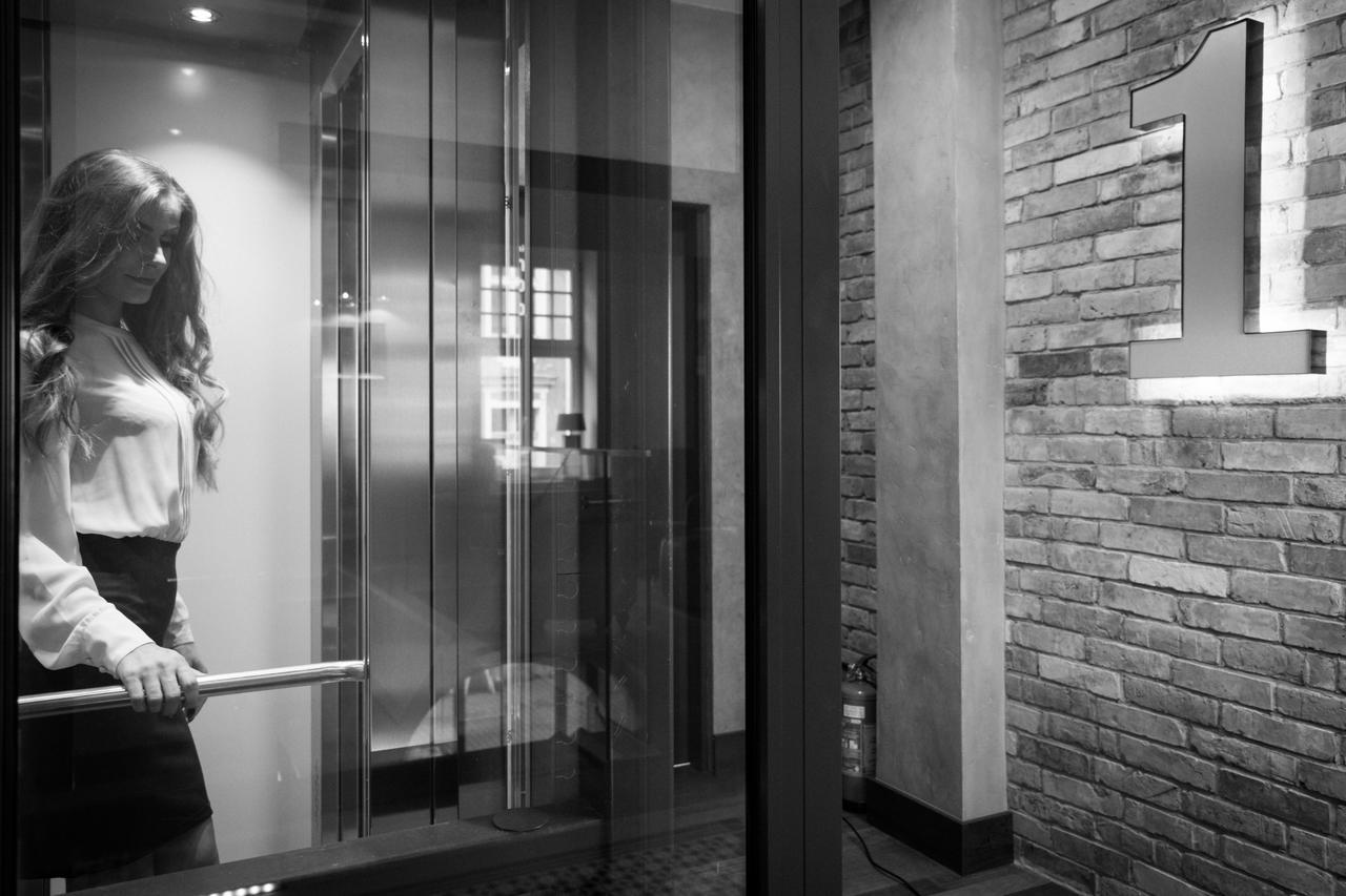 City Boutique Hotel เจโลนากูรา ภายนอก รูปภาพ